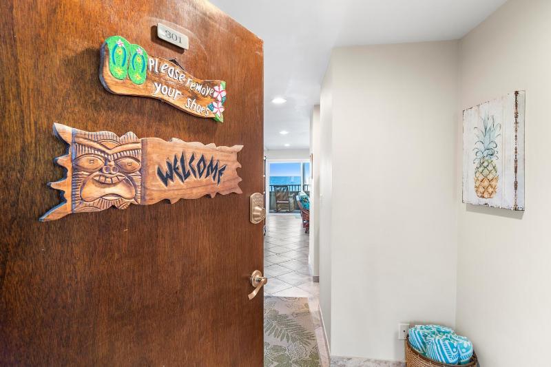Banyan Tree 301: Oceanfront 2/2 Remodeled with AC - image 34