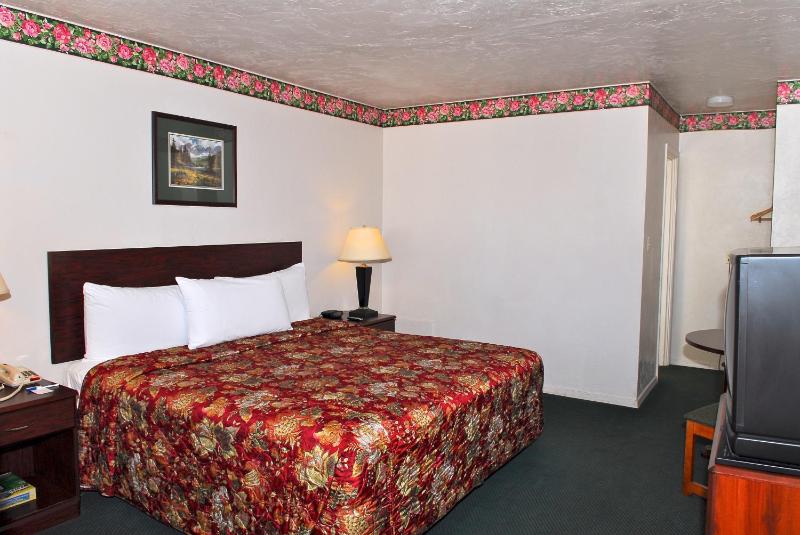 Stone Inn Extended Stay U of A - image 15