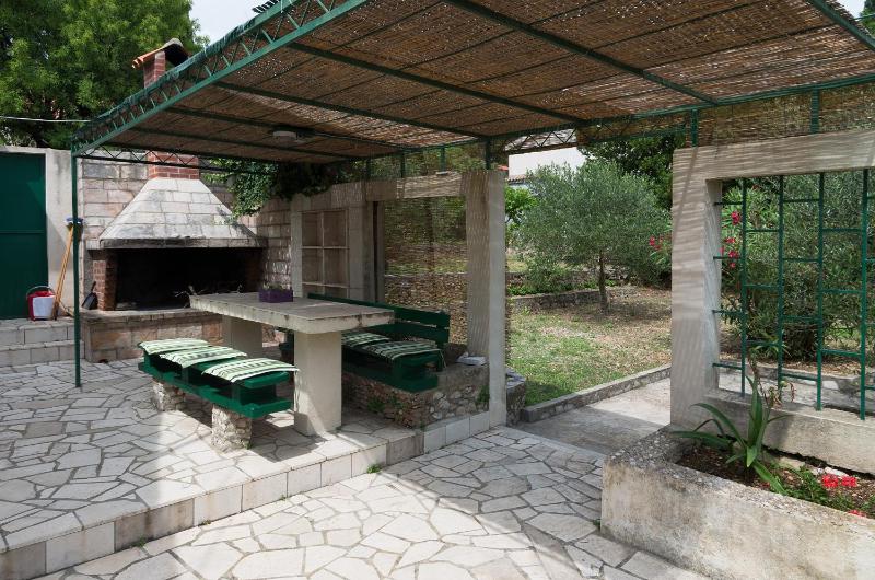 Beach house Bol - image 23