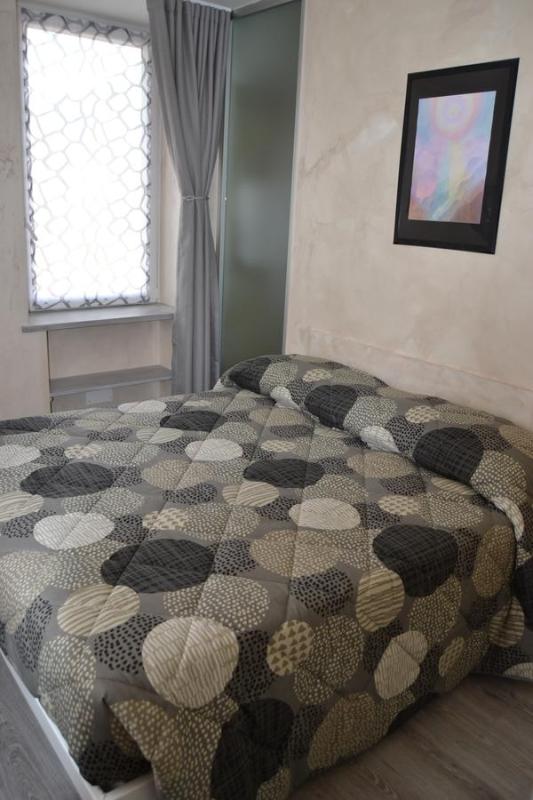 Double Room image 4