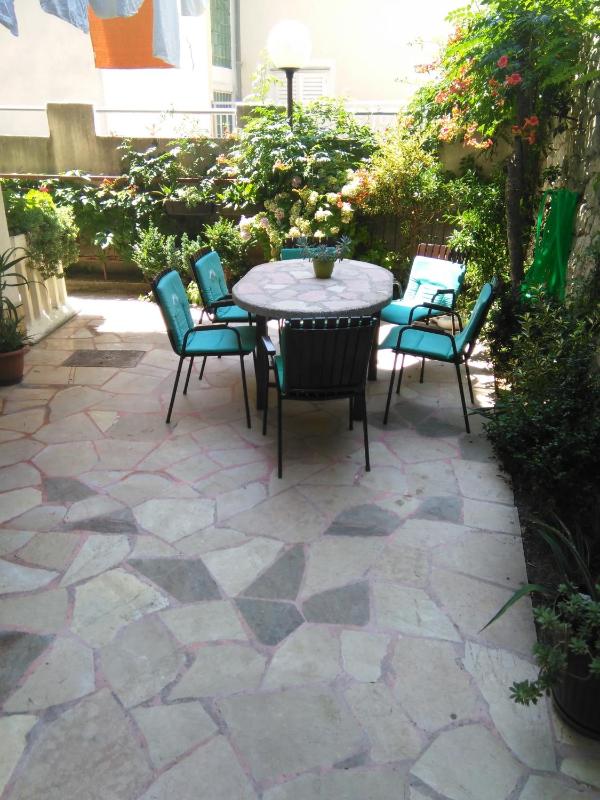 Apartment with Terrace image 4