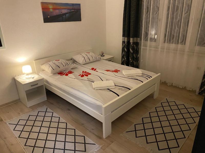 COZY CENTER Apartment Bihać - image 9
