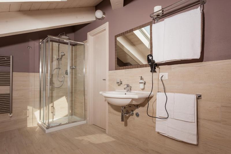 Suite image 4