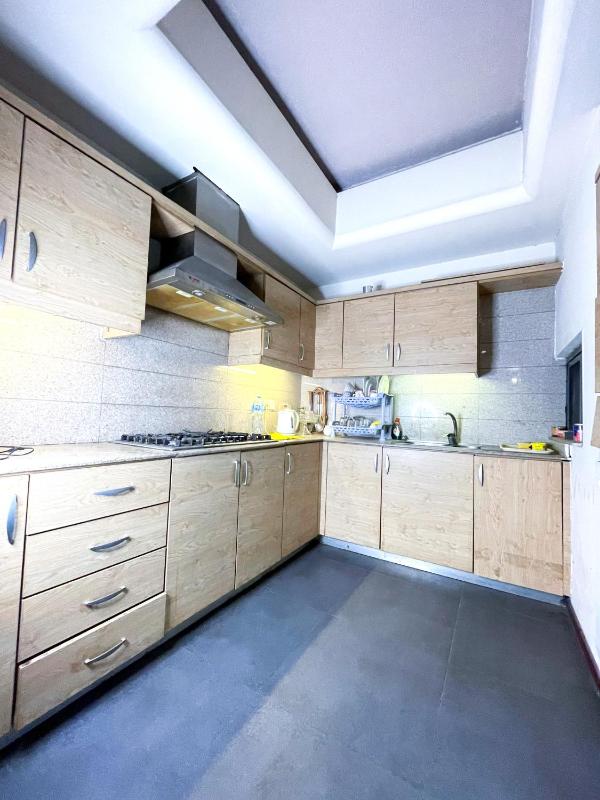 Fully Furnished 3 Bed Apartment - F10 Silver Oaks - image 10