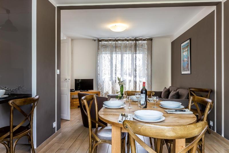 Two-Bedroom Villa (2 Adults + 4 Children) with Spa Access image 4