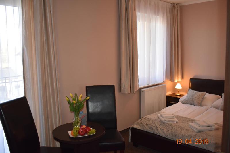 Double Room with Balcony image 3