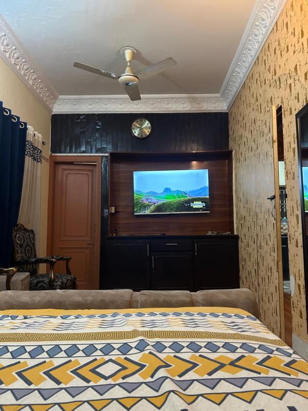 Ayyan Cottage F 10 - image 6