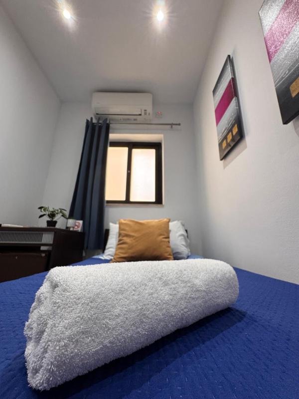 Standard Twin Room (1 Adult) image 3
