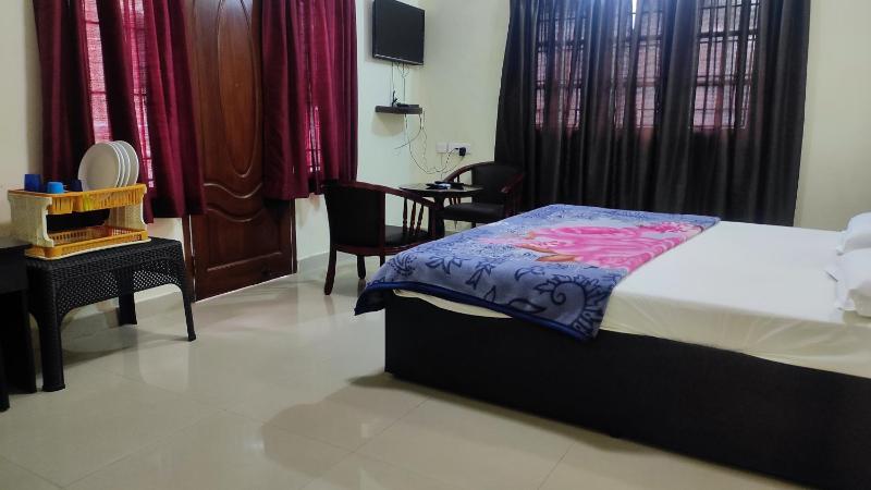 PEARS GARDEN HILL VIEW SUITE - image 3