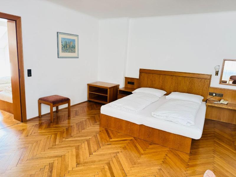 Suite - Villa image 4