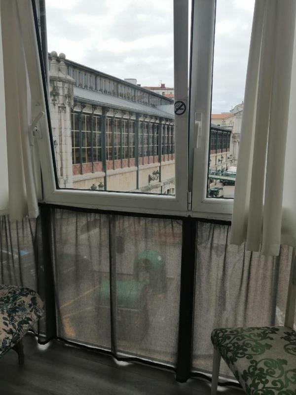 Double Room with Shower and shared Bathroom image 2