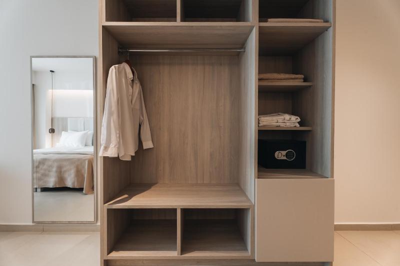 Junior Suite with Private Pool image 4