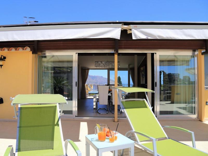 Taonasi Mazzarò Apartments - image 32