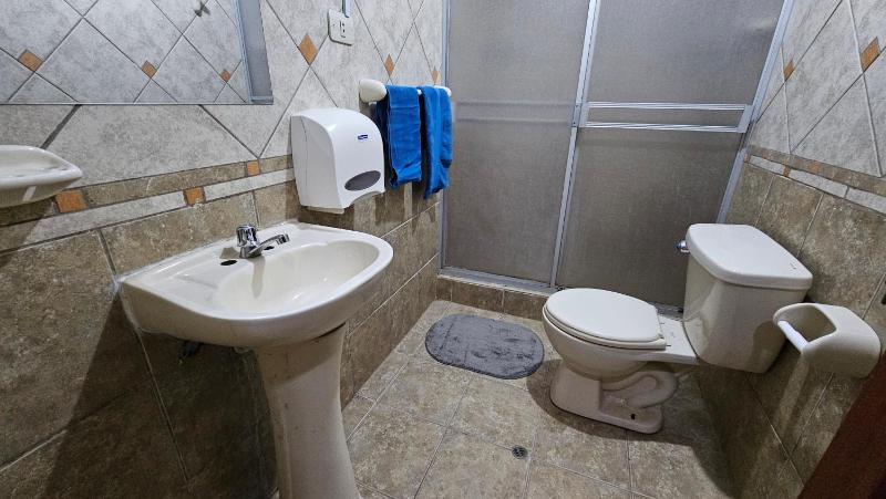 Casa Independiente muy cerca al centro historico - Los Profesionales - image 6