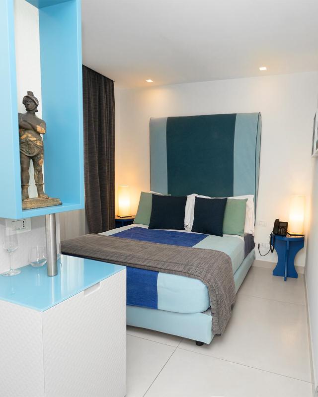 Standard Double Room image 1