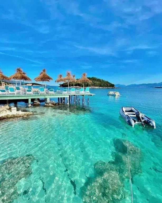 Take Ksamil House - image 1