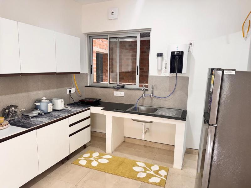 Stylish 3BHK flat close by WTC OMR at 18th floor - image 9