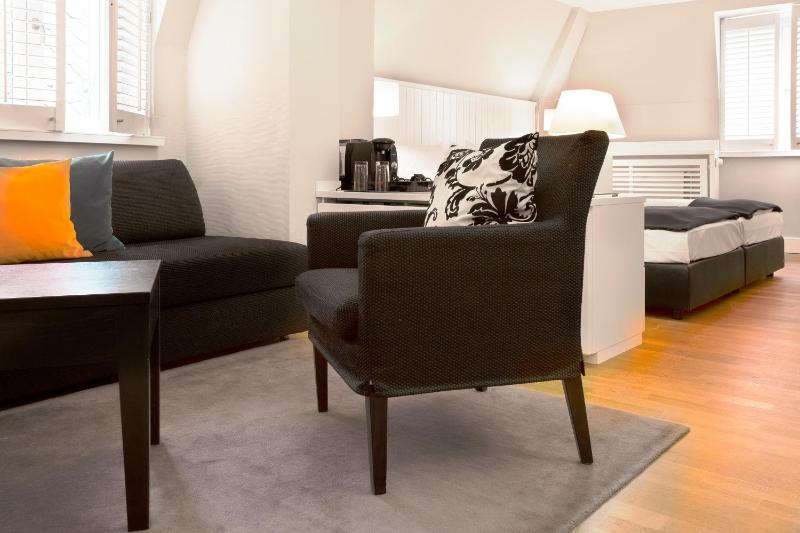 Junior Suite image 4