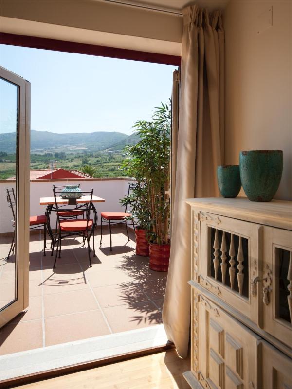 Suite with Panoramic Balcony image 3