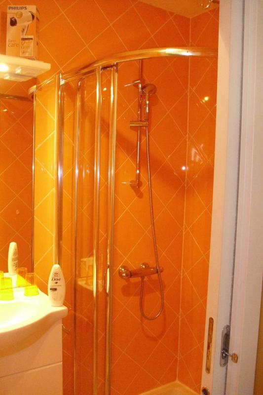 Double Room with Sea View image 3