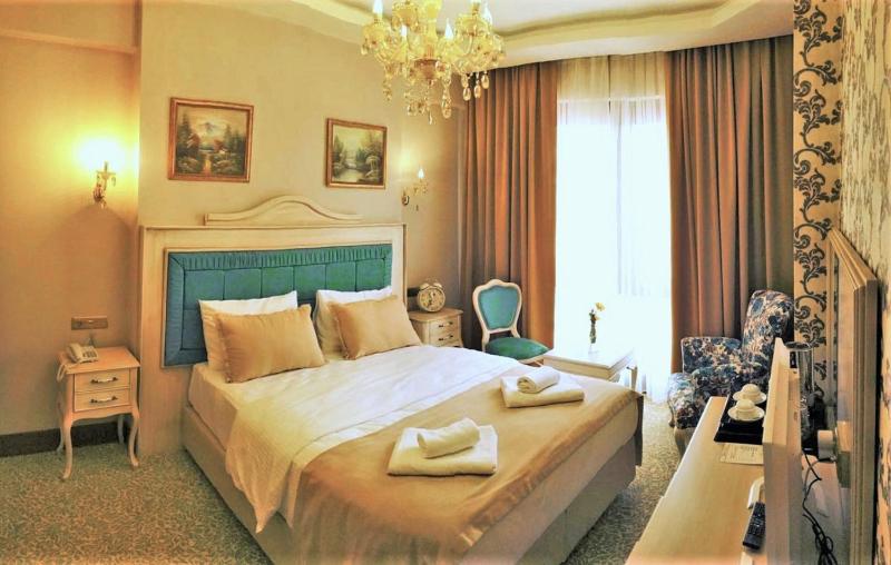 Deluxe Room image 4