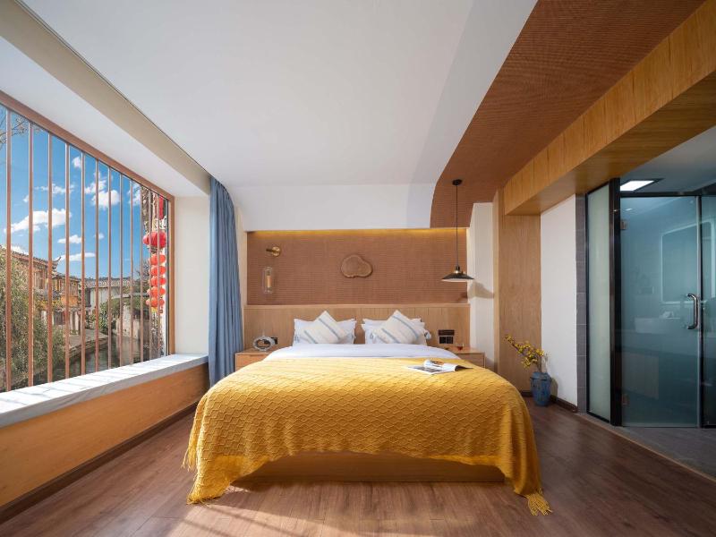Lijiang MuYa Chinese Courtyard Hotel with Water View - image 26