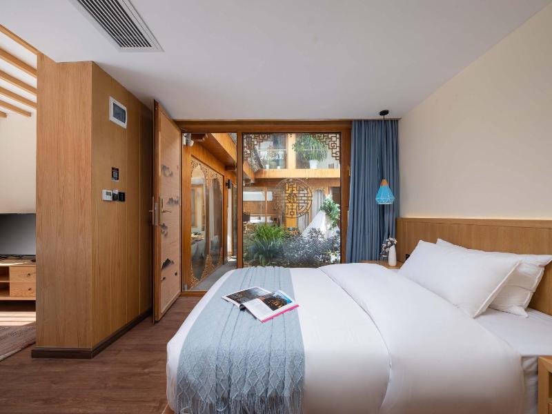 Lijiang MuYa Chinese Courtyard Hotel with Water View - image 25