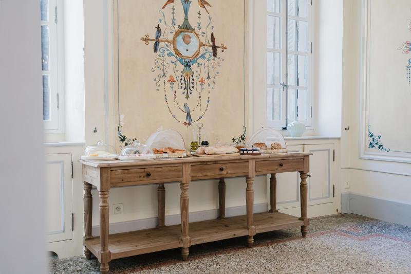 Château Saint Perret - image 33