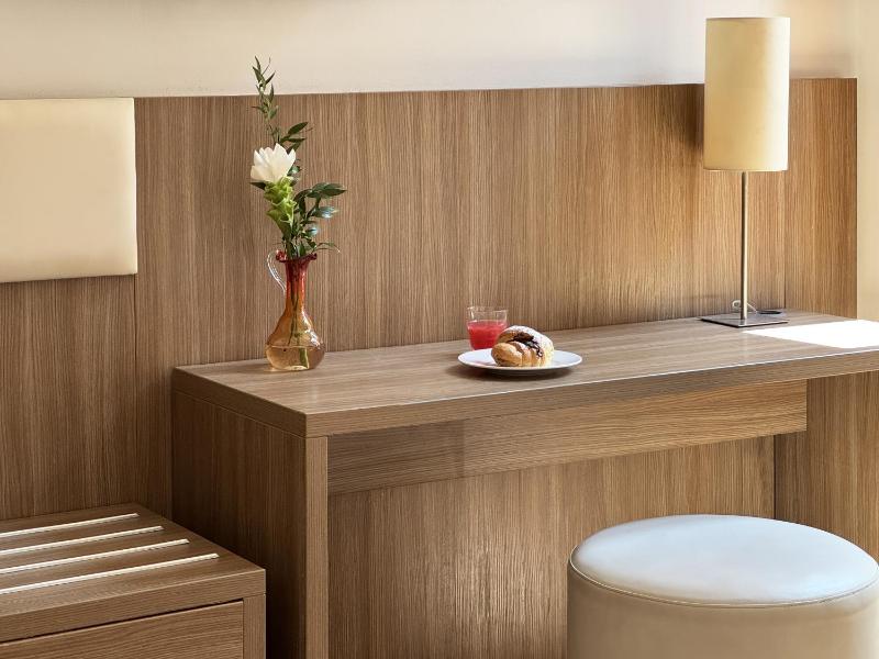 Double Room with Private External Bathroom image 4