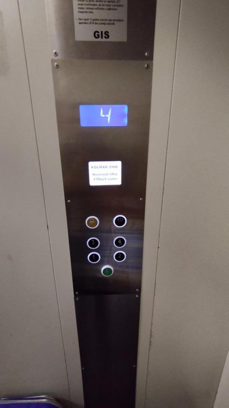 Apartman MED Novi Sad - image 11