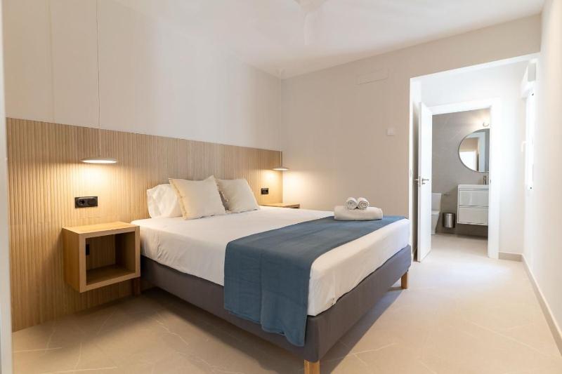 Braceli Beach Resort Top Floor - rentafive - image 11