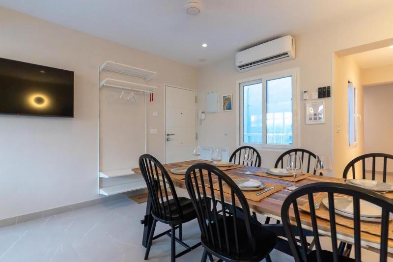 Braceli Beach Resort Top Floor - rentafive - image 20