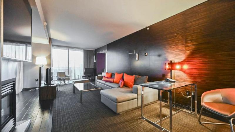 1 Bedroom Balcony Collection Living Room & Jet Tub Bath - StripSuite Palms Place Hotel Resort & Casino - NO RESORT FEE - image 5