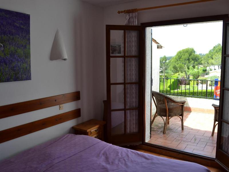 Casa Vacacional Tranquila con Piscina Jardín y Cerca de la Playa en L'Estartit - ES-323-29 - image 8