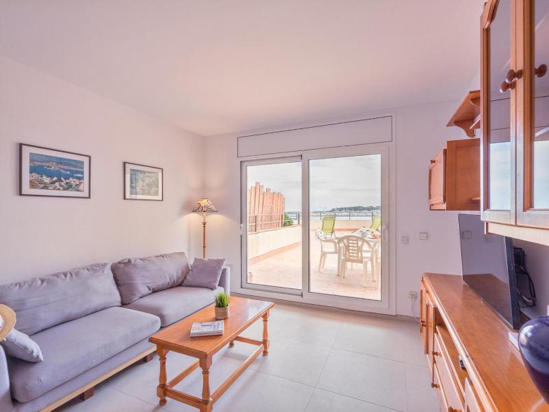 Apartamento frente a la playa con gran terraza y aparcamiento privado - ES-325-2 - image 6