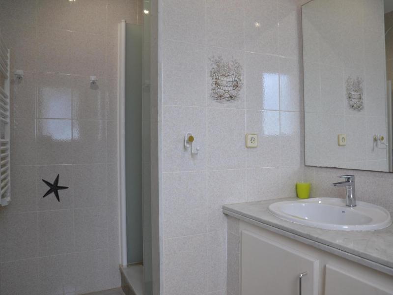 Amplio apartamento con piscina comunitaria en L'Estartit España - ES-323-9 - image 15