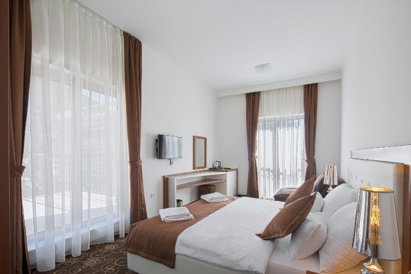 Deluxe Double Room with Sea View image 1