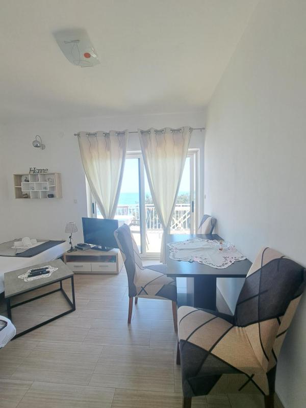 Apartments Bećir - image 15