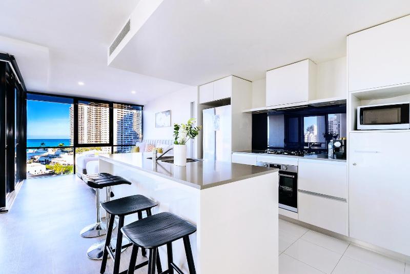 Circle On Cavill Surfers Paradise Apartments-Holiday Paradise - image 7