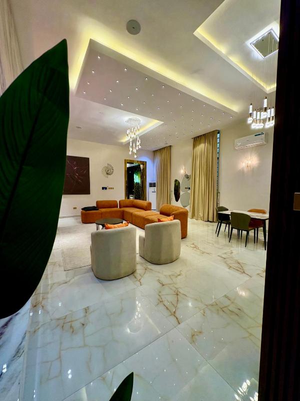 Jaiye Villa - image 13