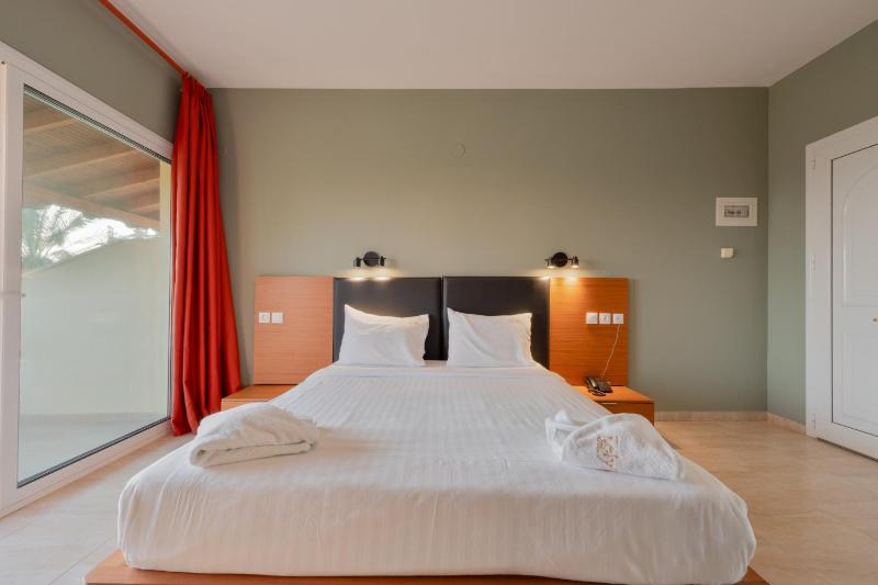 Superior Double Room image 4