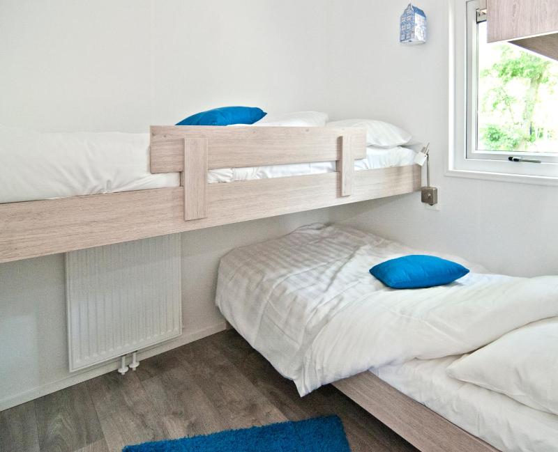Chalet (6 Adults) image 3