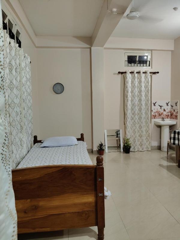 Tales of Guwahati 203- Independent 1BHK AC extra 200 - image 6