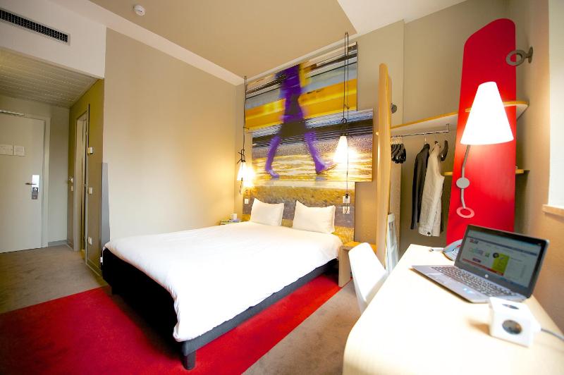 Superior Double Room image 4
