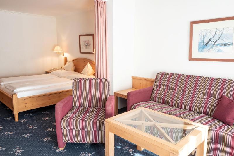 Standard Family Room image 1