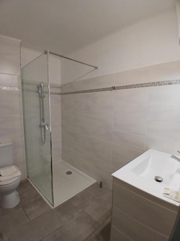 Double Room with Terrace image 2