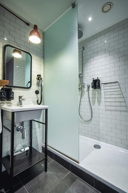 Junior Suite image 3