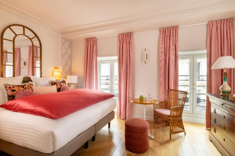 Superior Double Room with Spa Access image 1