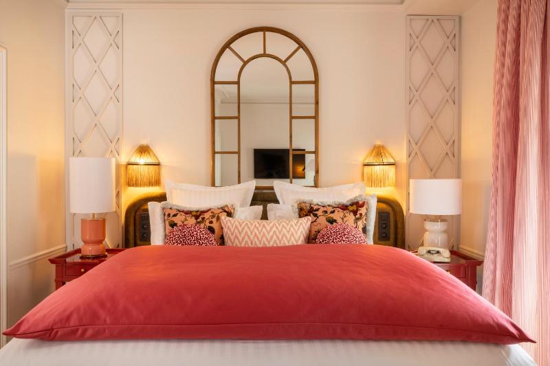 Superior Double Room with Spa Access image 3