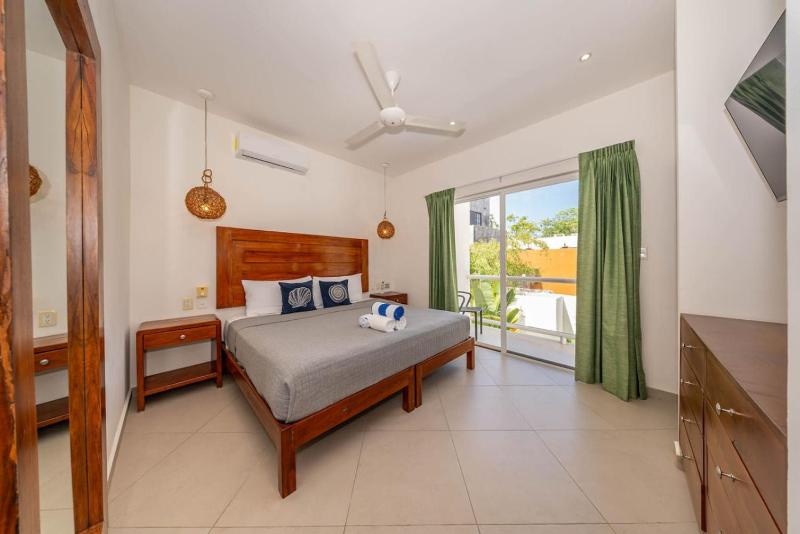 Casa Kinam Chic 4BR Villa w Pool in La Veleta - image 42